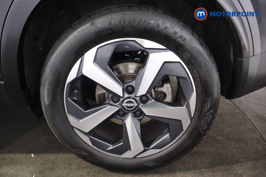 Nissan Qashqai N-Connecta Manual Petrol SUV - Stock Number (1583252) - 22nd supplementary image