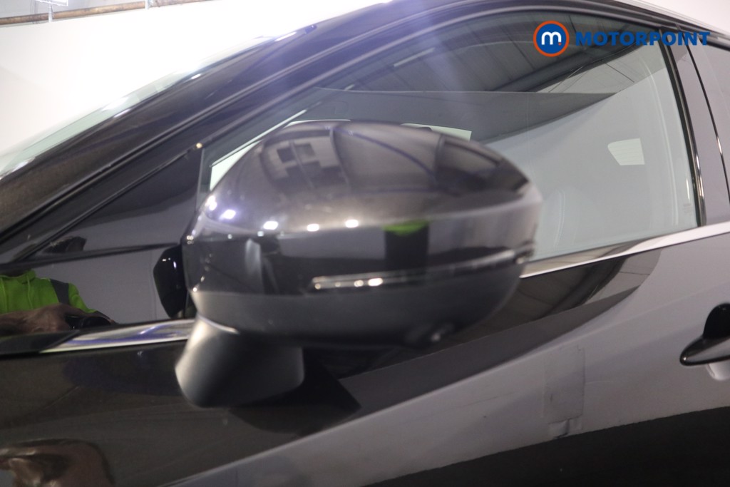 Nissan Qashqai N-Connecta Manual Petrol SUV - Stock Number (1583252) - 29th supplementary image