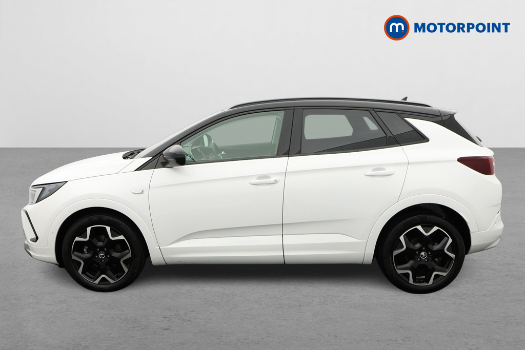 Vauxhall Grandland Ultimate Manual Petrol SUV - Stock Number (1583702) - Passenger side