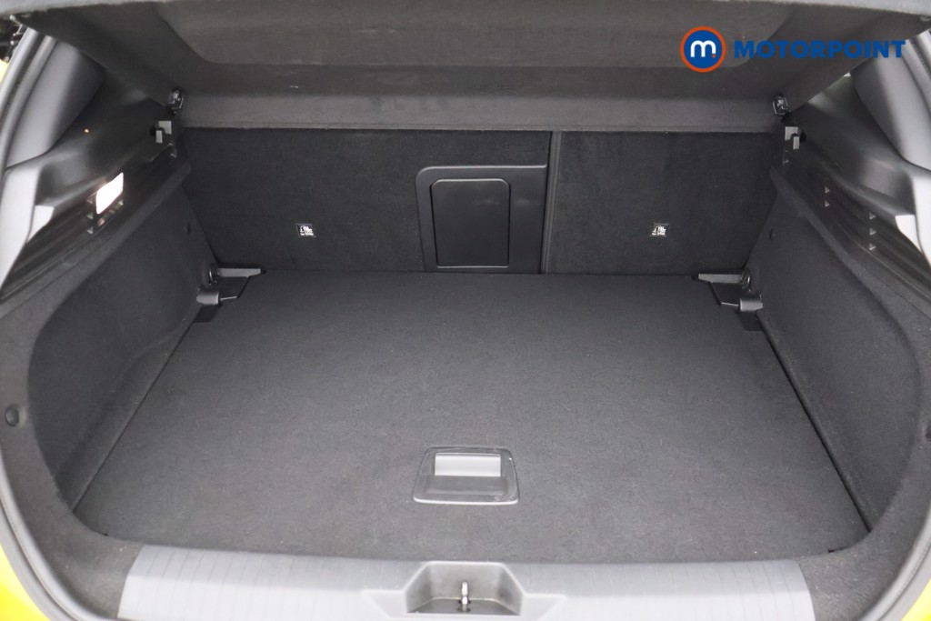 Vauxhall Astra Ultimate Manual Petrol Hatchback - Stock Number (1583705) - 29th supplementary image