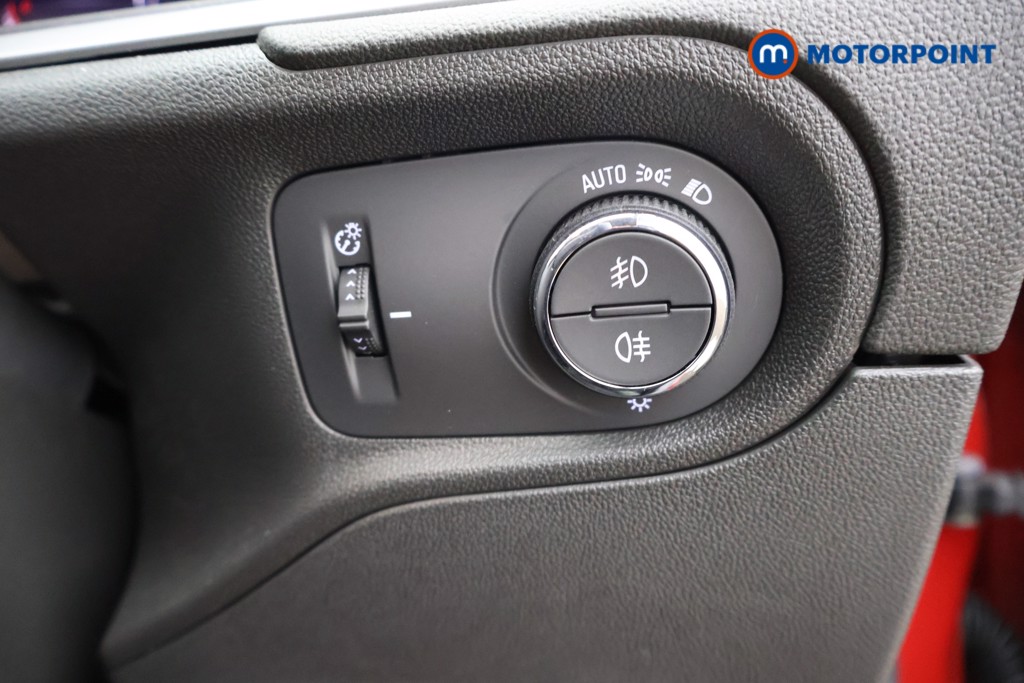 Vauxhall Grandland Ultimate Manual Petrol SUV - Stock Number (1583706) - 5th supplementary image
