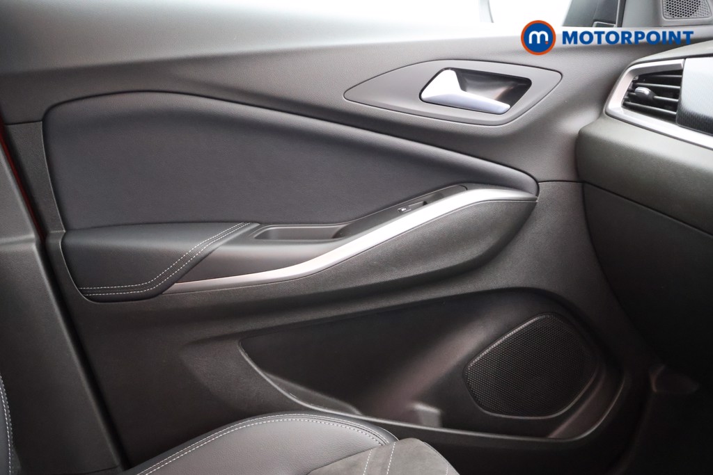 Vauxhall Grandland Ultimate Manual Petrol SUV - Stock Number (1583706) - 15th supplementary image