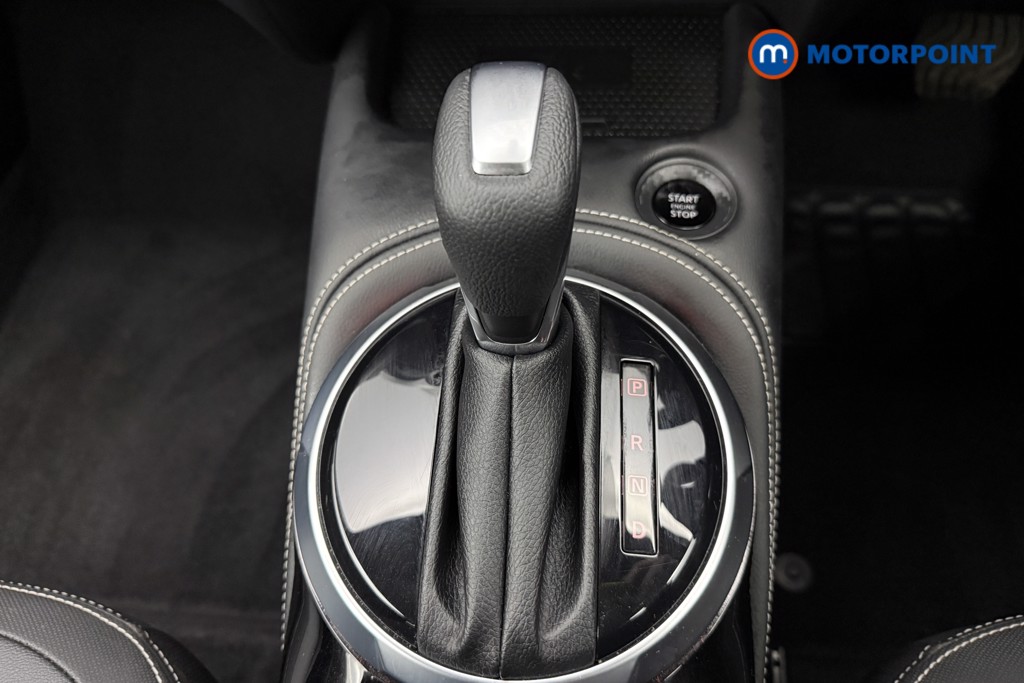 Nissan Juke Tekna Automatic Petrol SUV - Stock Number (1583707) - 7th supplementary image