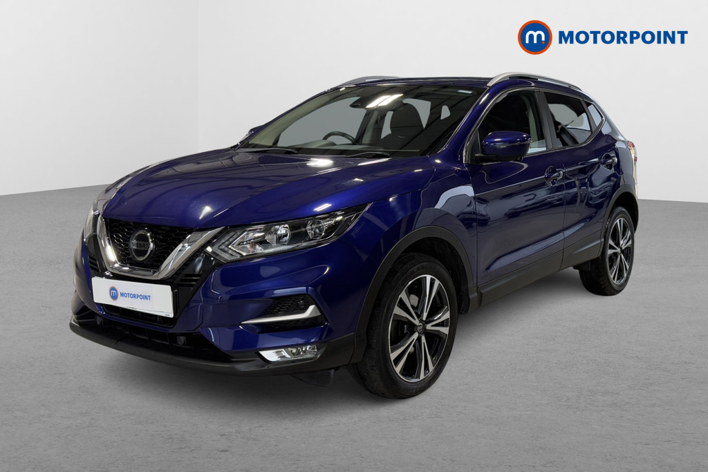 Nissan Qashqai N-Connecta Manual Petrol SUV - Stock Number (1583962) - Passenger side front corner