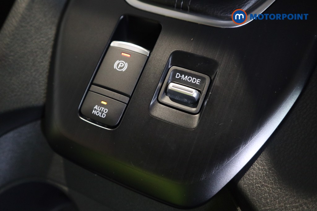 Nissan Qashqai Acenta Premium Manual Petrol SUV - Stock Number (1584393) - 9th supplementary image