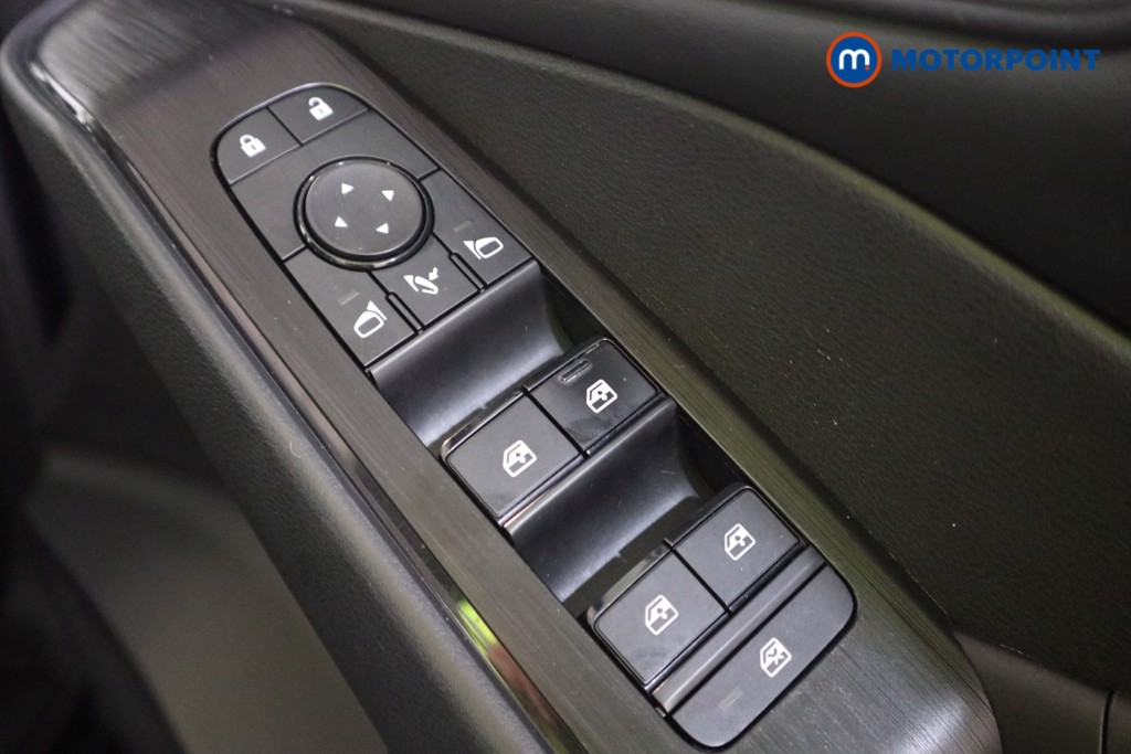 Nissan Qashqai Acenta Premium Manual Petrol SUV - Stock Number (1584393) - 12th supplementary image