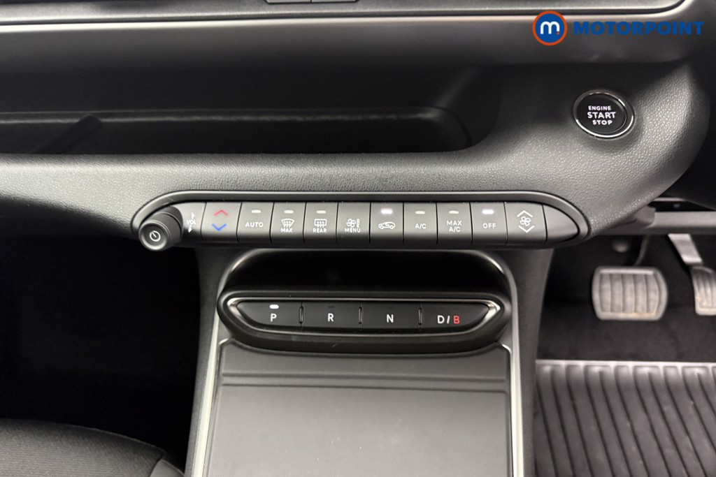 Jeep Avenger Summit Automatic Electric SUV - Stock Number (1584611) - 8th supplementary image