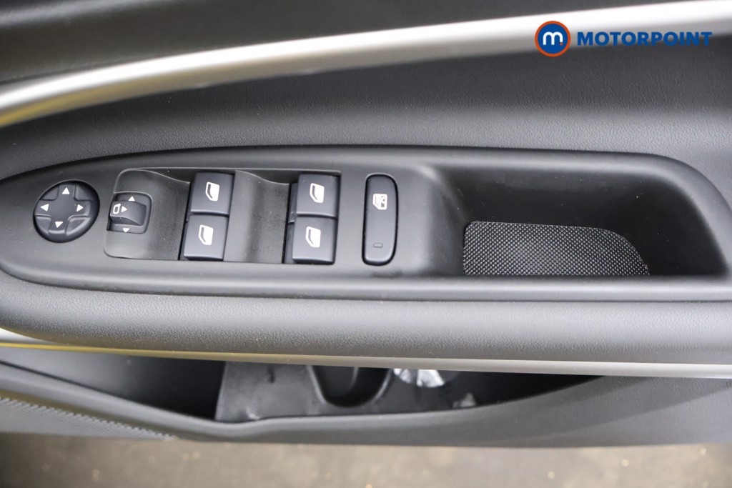 Jeep Avenger Summit Automatic Electric SUV - Stock Number (1584684) - 15th supplementary image