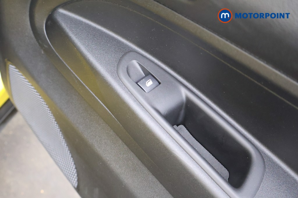 Jeep Avenger Summit Automatic Electric SUV - Stock Number (1584684) - 23rd supplementary image