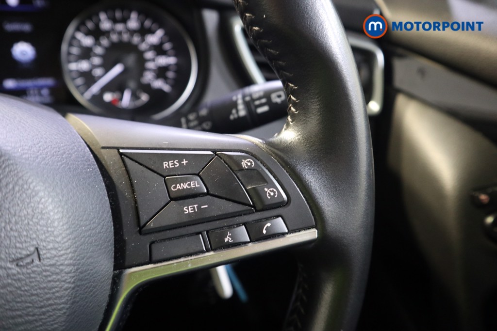 Nissan Qashqai Acenta Premium Manual Diesel SUV - Stock Number (1584716) - 4th supplementary image