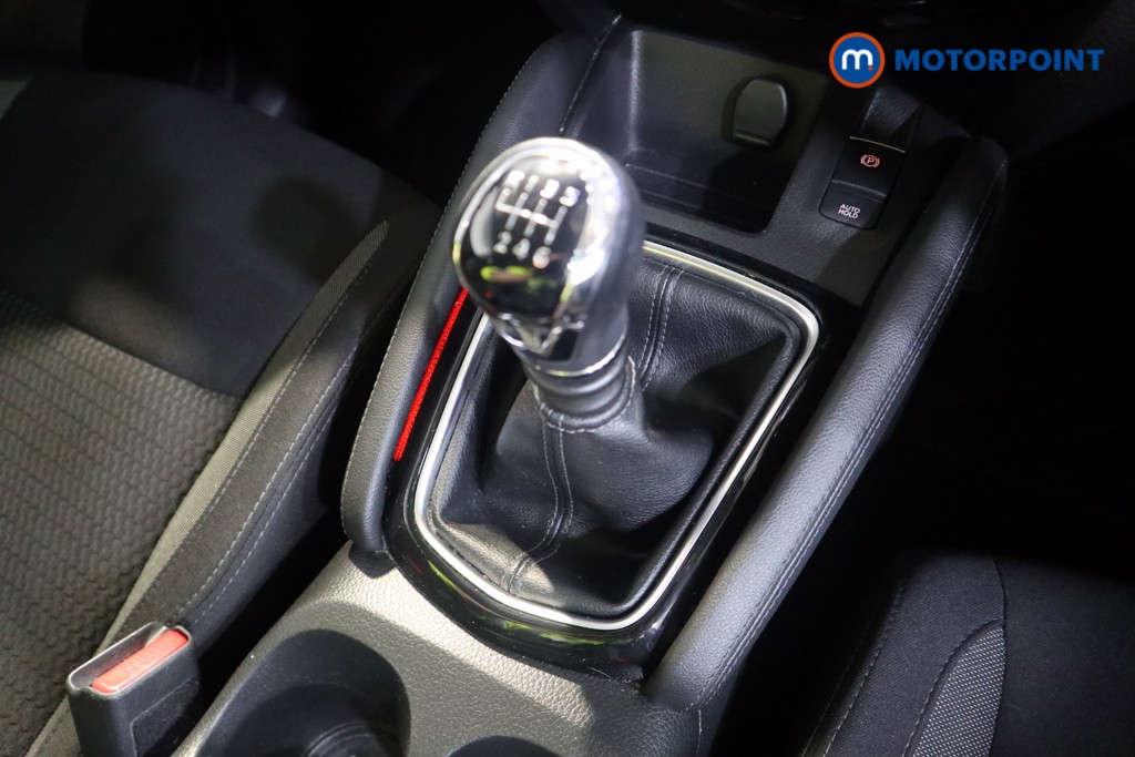 Nissan Qashqai Acenta Premium Manual Diesel SUV - Stock Number (1584716) - 9th supplementary image