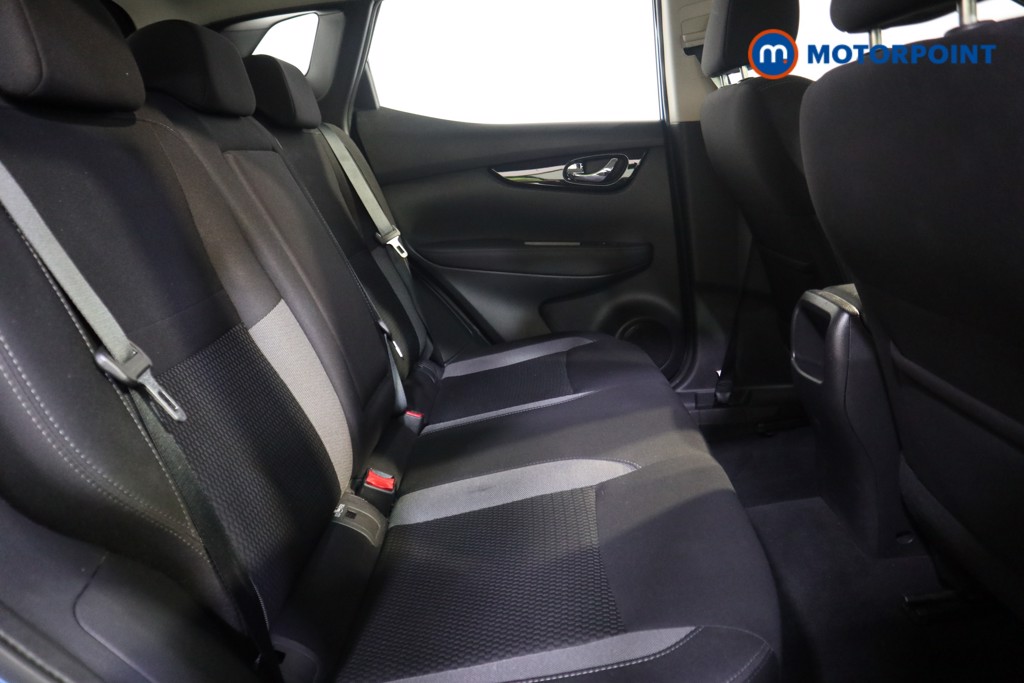 Nissan Qashqai Acenta Premium Manual Diesel SUV - Stock Number (1584716) - 14th supplementary image