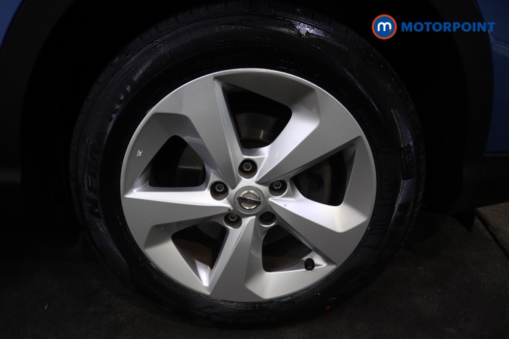 Nissan Qashqai Acenta Premium Manual Diesel SUV - Stock Number (1584716) - 19th supplementary image
