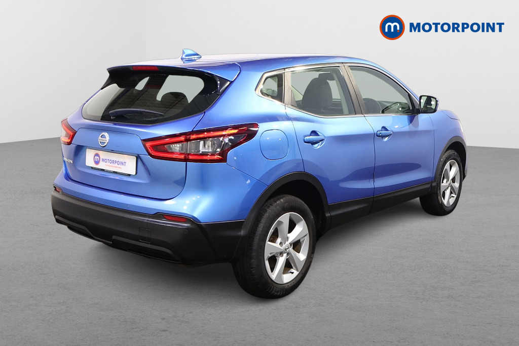 Nissan Qashqai Acenta Premium Manual Diesel SUV - Stock Number (1584716) - Drivers side rear corner