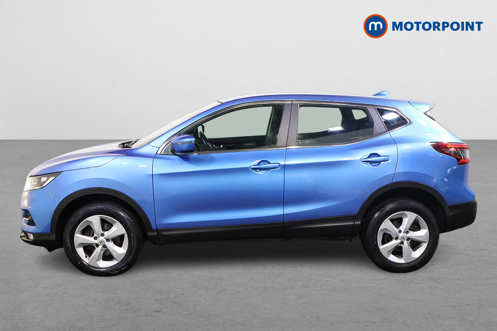 Nissan Qashqai Acenta Premium Manual Diesel SUV - Stock Number (1584716) - Passenger side