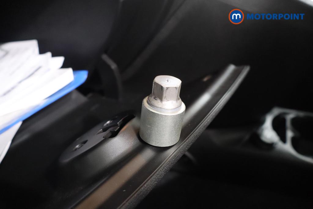 Fiat 500 Lounge Automatic Petrol Hatchback - Stock Number (1584812) - 12th supplementary image