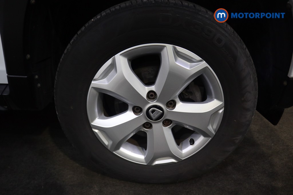 Dacia Duster Comfort Manual Petrol SUV - Stock Number (1584859) - 15th supplementary image