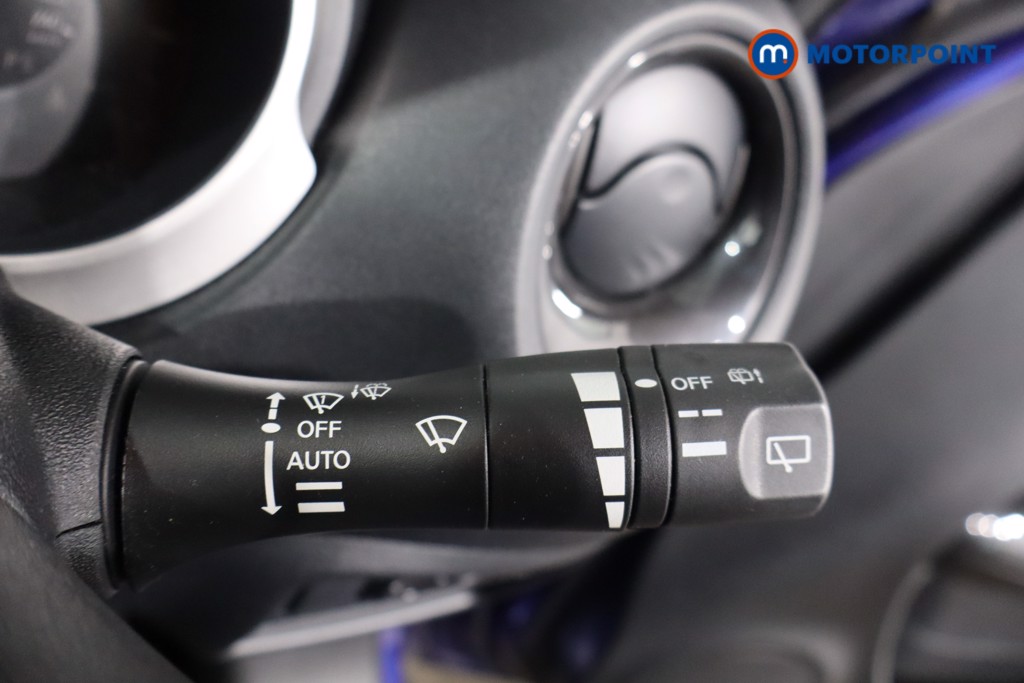 Nissan Juke Tekna Manual Petrol SUV - Stock Number (1584986) - 9th supplementary image
