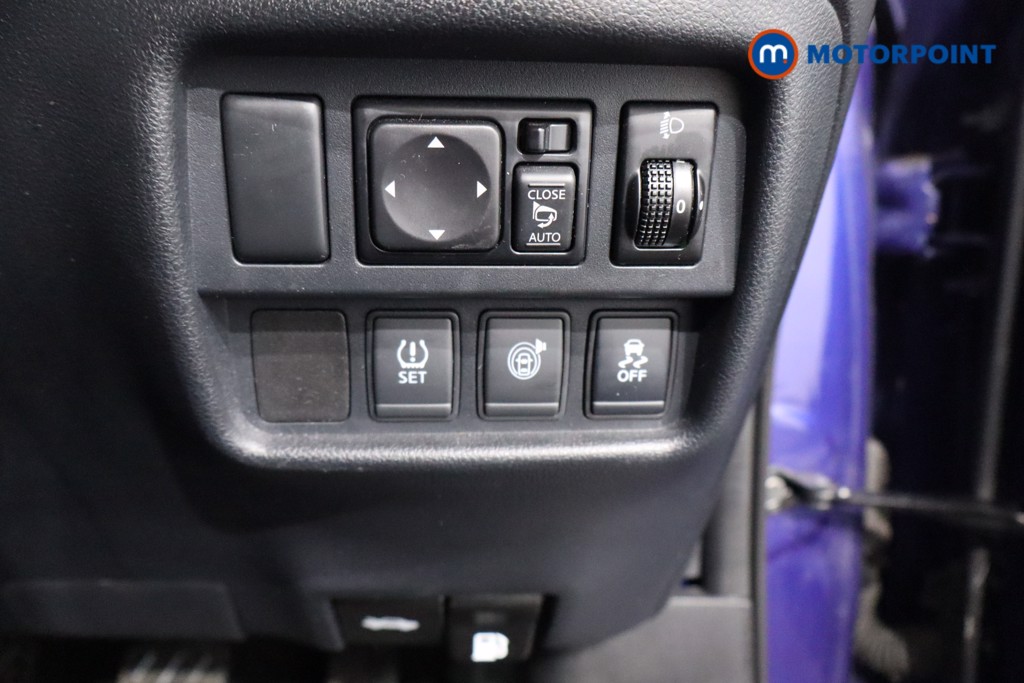 Nissan Juke Tekna Manual Petrol SUV - Stock Number (1584986) - 11th supplementary image