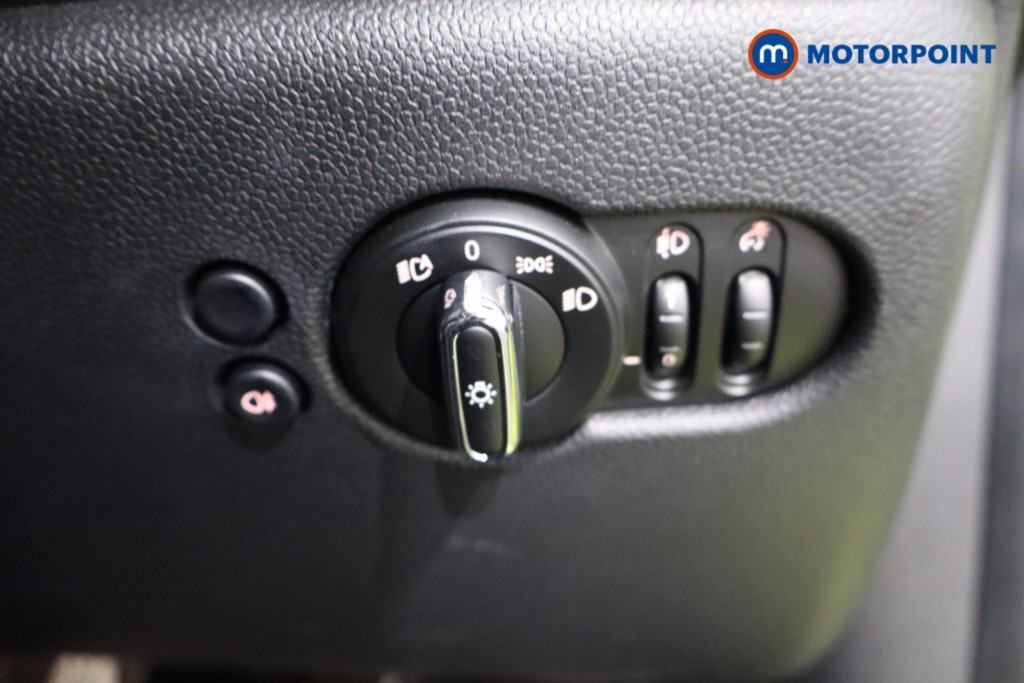 Mini Hatchback Cooper Sport Automatic Petrol Hatchback - Stock Number (1585054) - 21st supplementary image