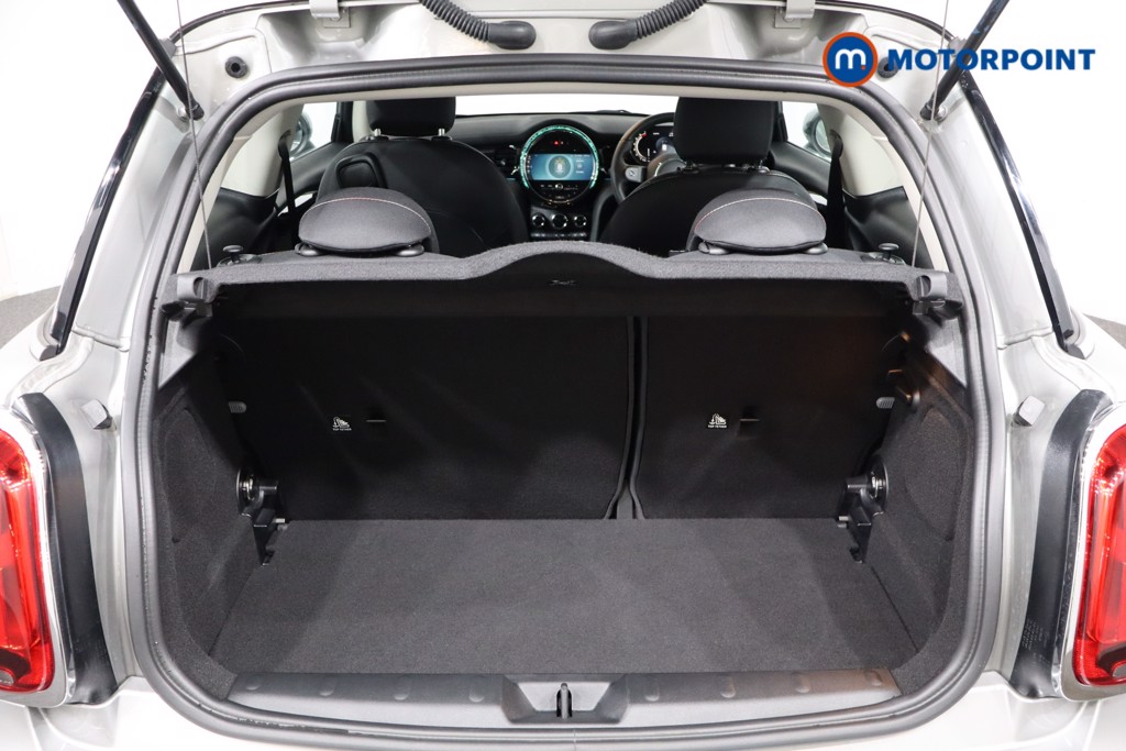 Mini Hatchback Cooper Classic Automatic Petrol Hatchback - Stock Number (1585056) - 38th supplementary image