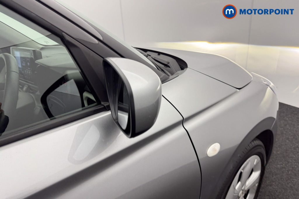 Suzuki Swift Motion Manual Petrol Hatchback - Stock Number (1585091) - 16th supplementary image