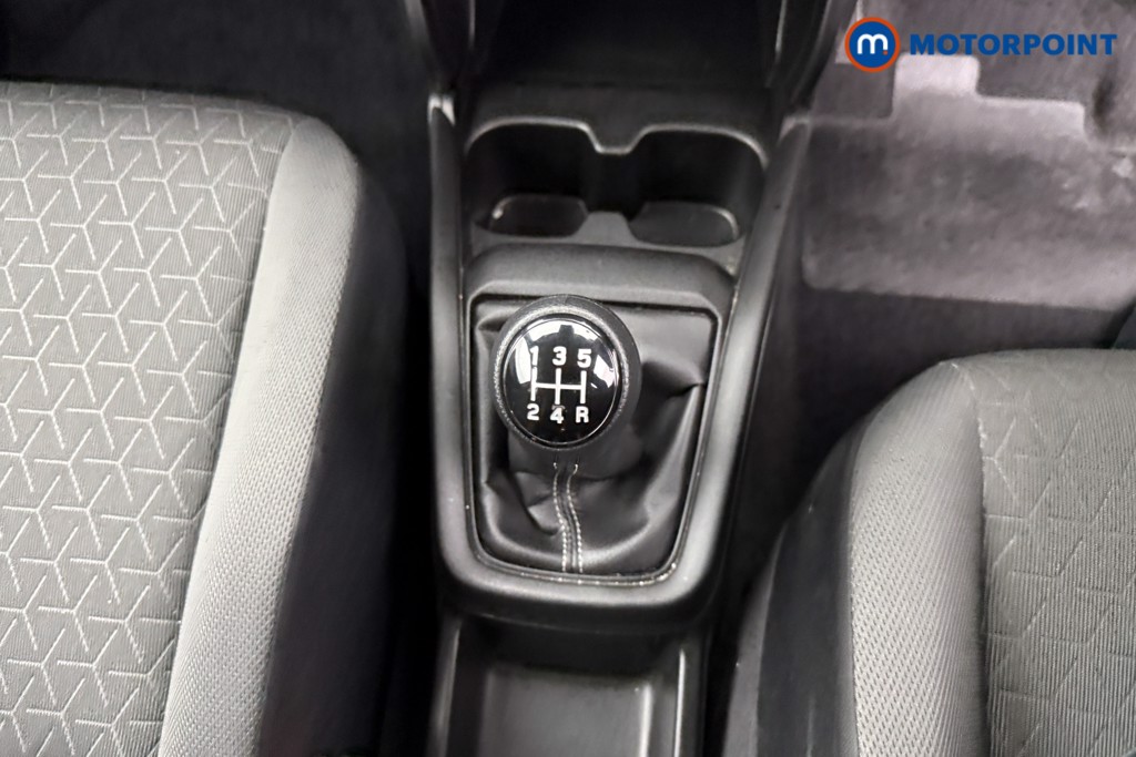 Suzuki Swift Motion Manual Petrol Hatchback - Stock Number (1585099) - 10th supplementary image