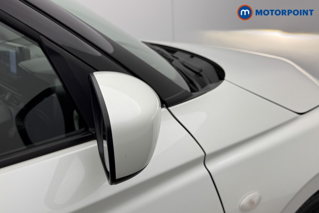 Suzuki Swift Motion Manual Petrol Hatchback - Stock Number (1585102) - 16th supplementary image