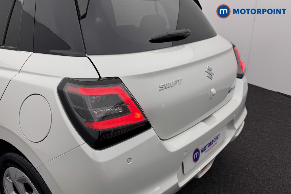 Suzuki Swift Motion Manual Petrol Hatchback - Stock Number (1585102) - 23rd supplementary image