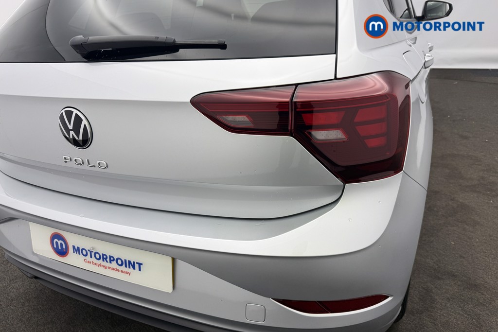 Volkswagen Polo Life Automatic Petrol Hatchback - Stock Number (1585110) - 8th supplementary image