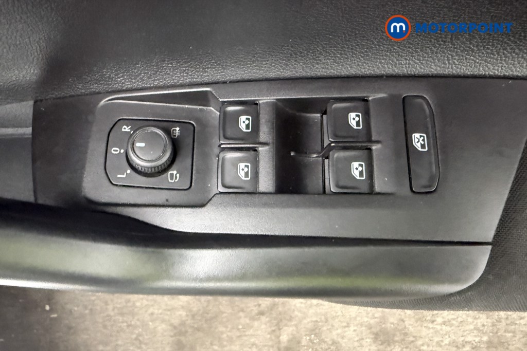 Volkswagen Polo Life Automatic Petrol Hatchback - Stock Number (1585110) - 17th supplementary image