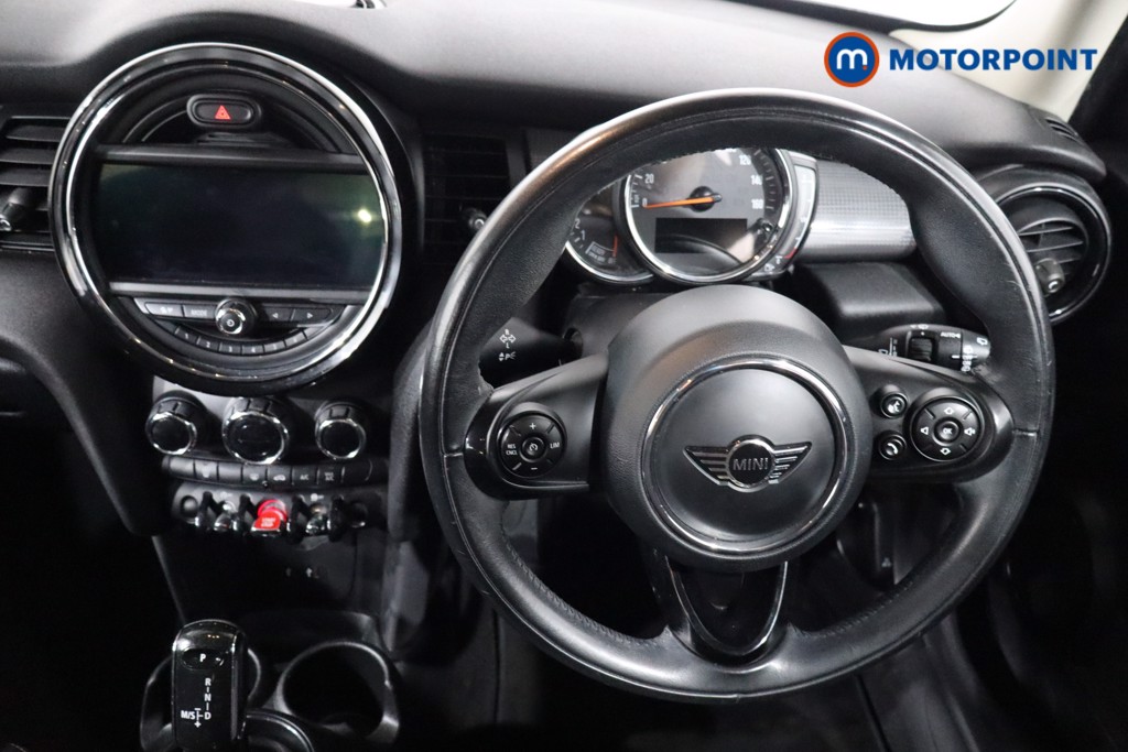 Mini Hatchback Cooper Automatic Petrol Hatchback - Stock Number (1585158) - 3rd supplementary image