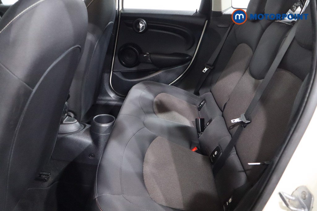 Mini Hatchback Cooper Automatic Petrol Hatchback - Stock Number (1585158) - 5th supplementary image