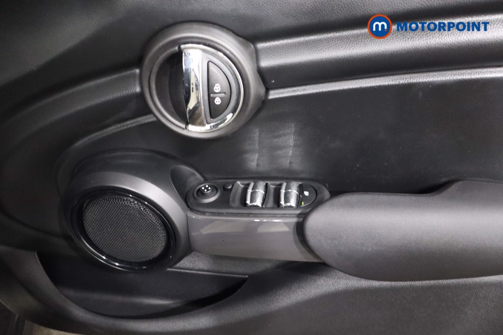 Mini Hatchback Cooper Automatic Petrol Hatchback - Stock Number (1585158) - 21st supplementary image