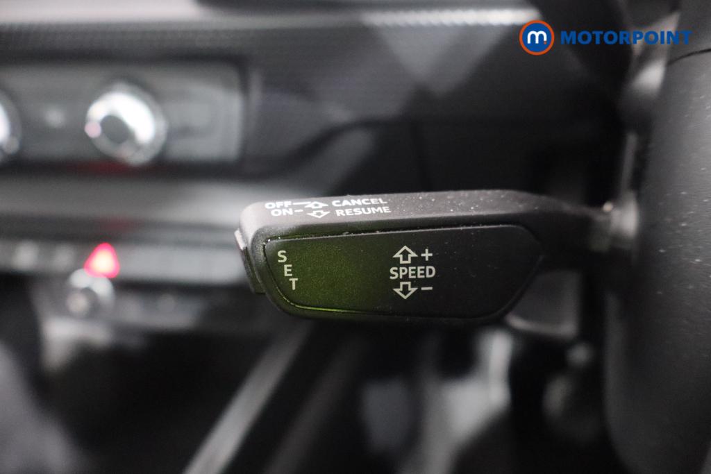 Audi A1 Technik Manual Petrol Hatchback - Stock Number (1585653) - 9th supplementary image