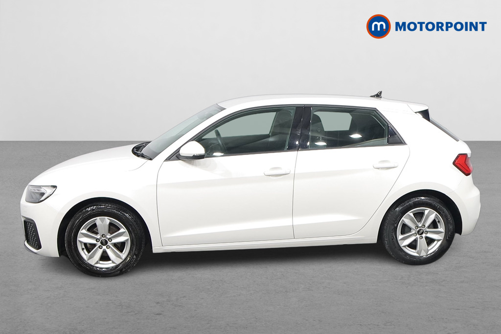 Audi A1 Technik Manual Petrol Hatchback - Stock Number (1585653) - Passenger side