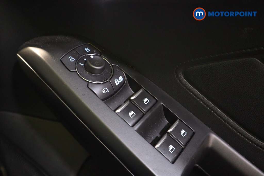 Ford Focus Active X Automatic Petrol Estate - Stock Number (1585944) - 13th supplementary image