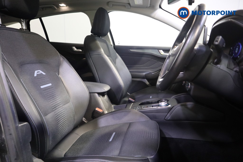 Ford Focus Active X Automatic Petrol Estate - Stock Number (1585944) - 15th supplementary image