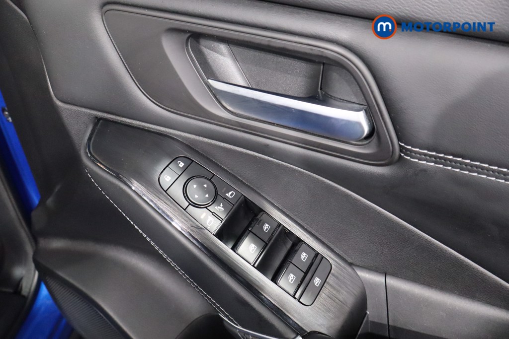 Nissan Qashqai N-Connecta Manual Petrol SUV - Stock Number (1585978) - 21st supplementary image
