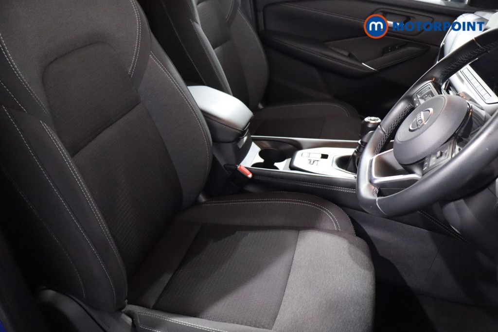 Nissan Qashqai N-Connecta Manual Petrol SUV - Stock Number (1585978) - 23rd supplementary image