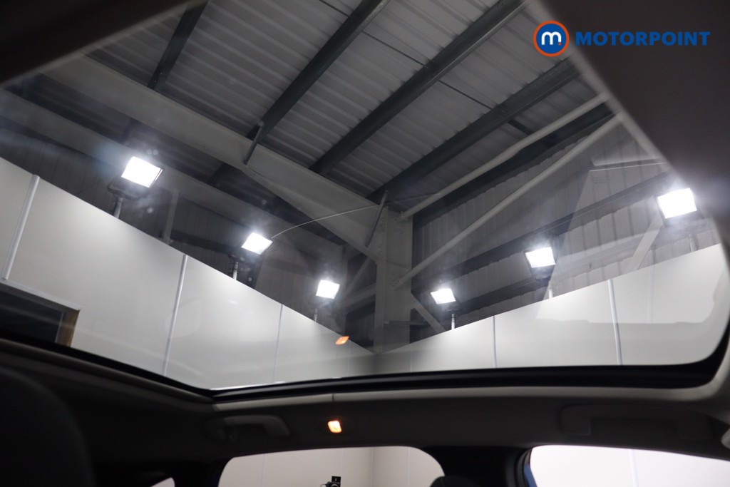 Nissan Qashqai N-Connecta Manual Petrol SUV - Stock Number (1585978) - 25th supplementary image