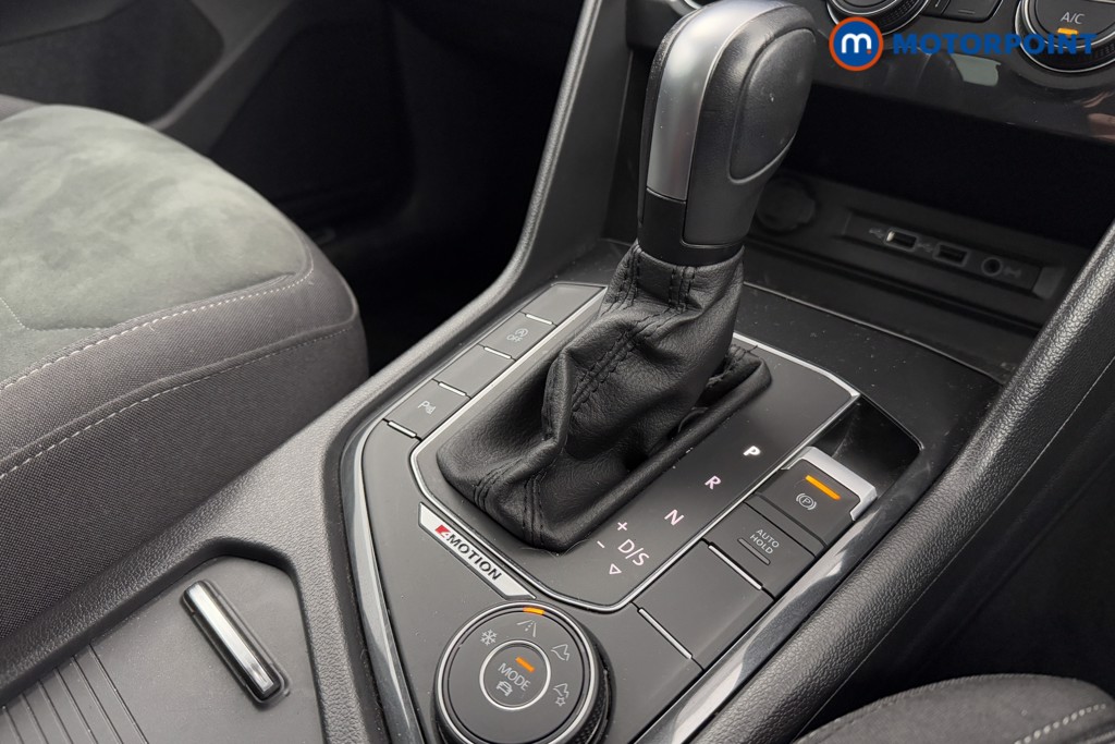 Volkswagen Tiguan SEL Automatic Diesel SUV - Stock Number (1586315) - 13th supplementary image