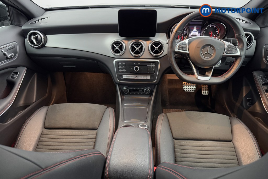 Mercedes-Benz GLA Amg Line Automatic Petrol SUV - Stock Number (1586317) - 2nd supplementary image