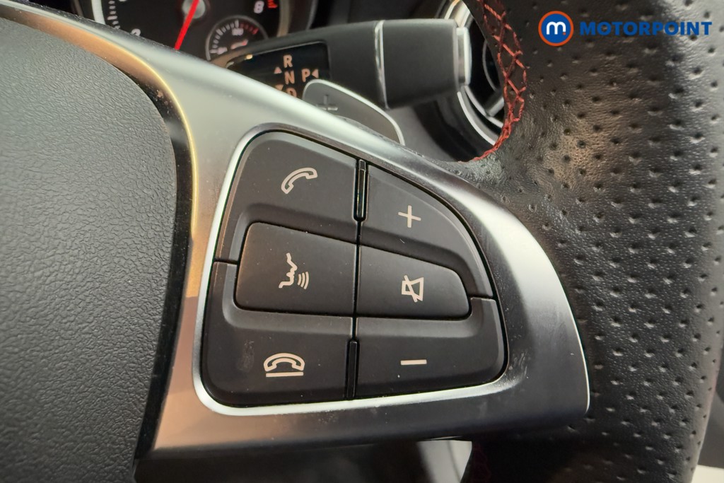 Mercedes-Benz GLA Amg Line Automatic Petrol SUV - Stock Number (1586317) - 5th supplementary image