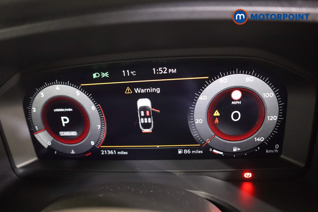 Nissan Qashqai Tekna Automatic Petrol SUV - Stock Number (1586491) - 4th supplementary image
