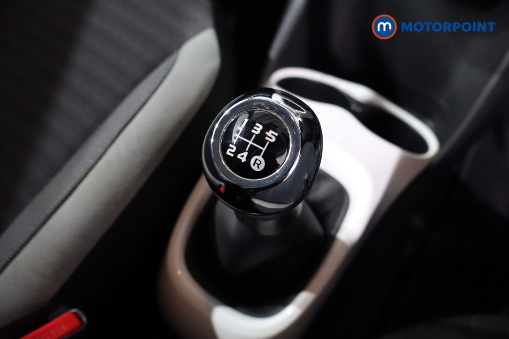 Toyota Aygo X-Trend Manual Petrol Hatchback - Stock Number (1586635) - 14th supplementary image