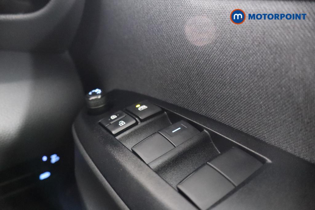 Toyota Yaris Cross Icon Automatic Petrol-Electric Hybrid Estate - Stock Number (1586753) - 11th supplementary image