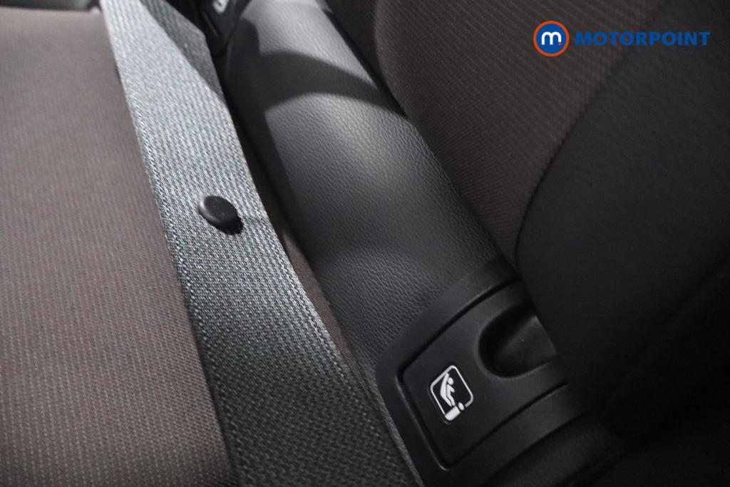 Toyota Yaris Cross Excel Automatic Petrol-Electric Hybrid Estate - Stock Number (1586780) - 15th supplementary image