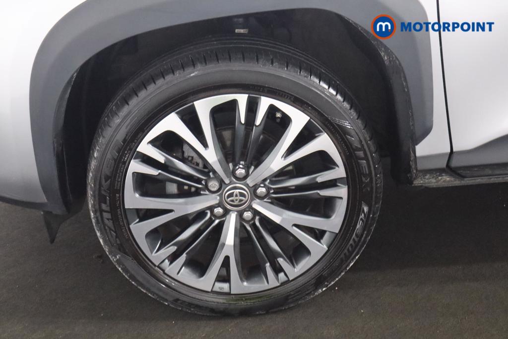 Toyota Yaris Cross Excel Automatic Petrol-Electric Hybrid Estate - Stock Number (1586780) - 19th supplementary image