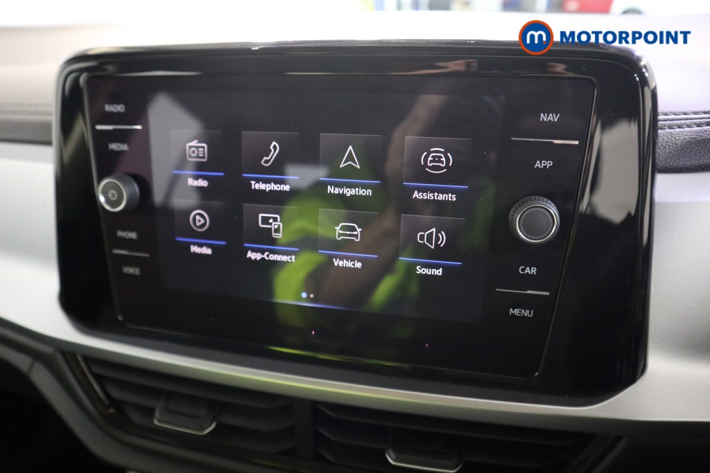 Volkswagen T-Roc Life Manual Petrol SUV - Stock Number (1586790) - 6th supplementary image